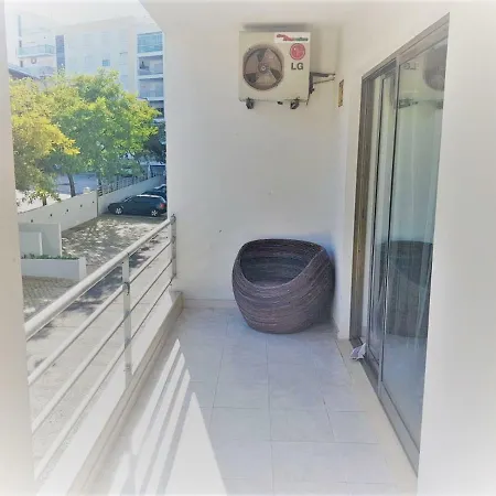 Apartment Beautiful Two Bedroom With Garage Portimao